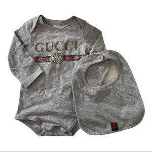 Infant baby Gucci Onsie, bib and hat